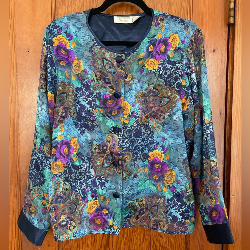 Victoria’s Secret Gold Label Top